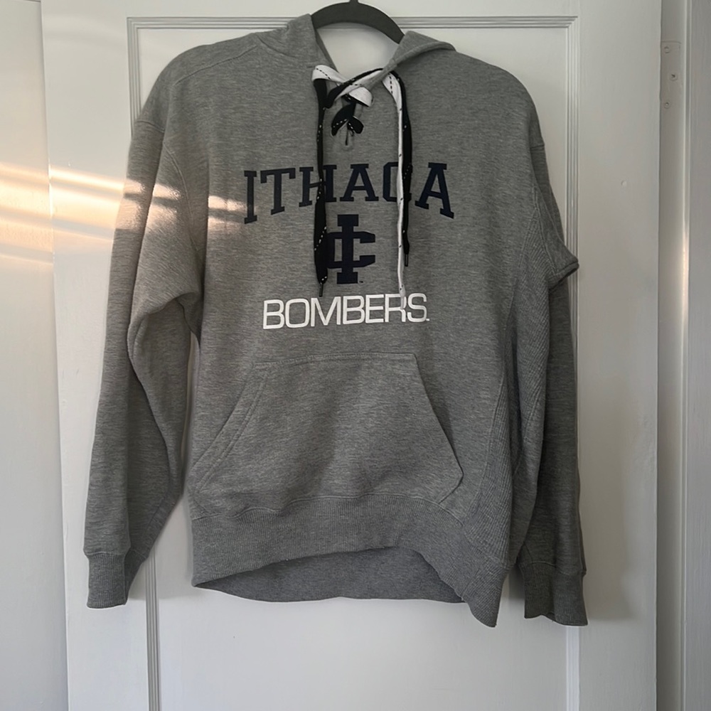 Ithaca college sweatshirt